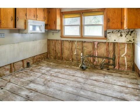 65 Corning St, Beverly, MA 01915 photo 8
