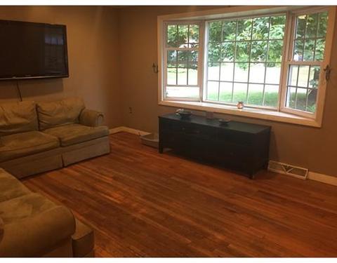 76 Willimantic Dr, Barnstable, MA 02648 photo 4