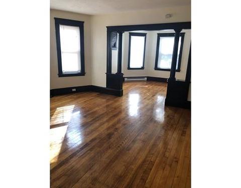 101 Arthur St, Worcester, MA 01604 photo 4