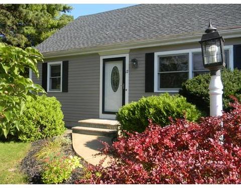 12 Douglas Ln, East Wareham, MA 02538 photo 2