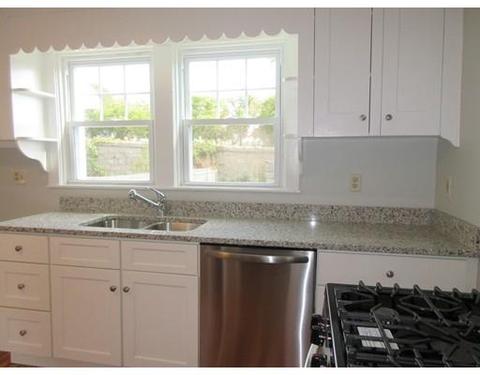 85 Colfax St, Fall River, MA 02720 photo 8
