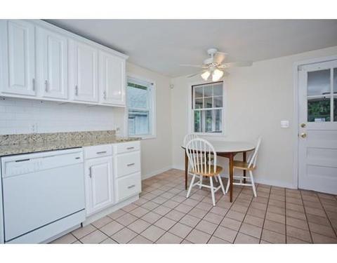 140 Maebeth St, Springfield, MA 01119 photo 6