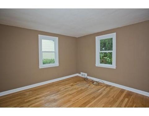 140 Maebeth St, Springfield, MA 01119 photo 14