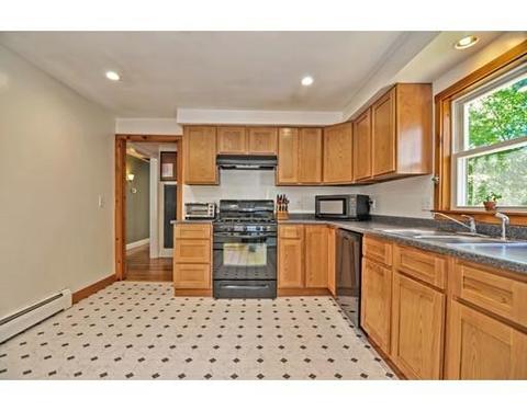 22 Jonathan Dr, Ayer, MA 01432 photo 5