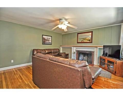 22 Jonathan Dr, Ayer, MA 01432 photo 8