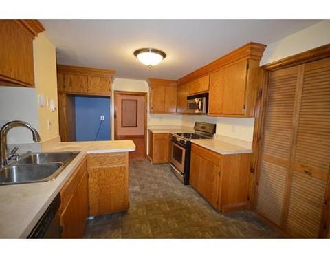 49 Linden St, Fall River, MA 02720 photo 9