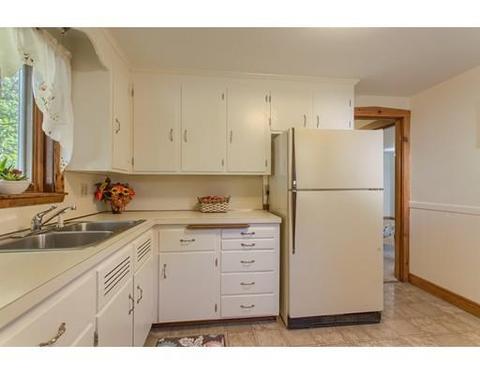 25 Cape Cod Ave, Reading, MA 01867 photo 7