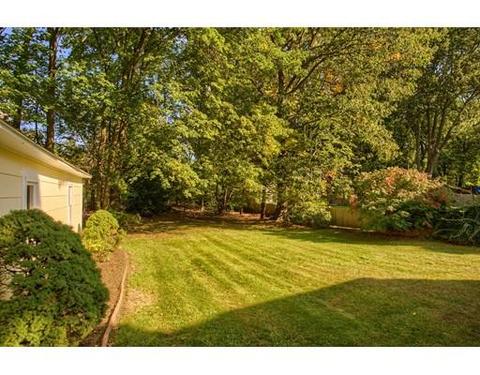 25 Cape Cod Ave, Reading, MA 01867 photo 4