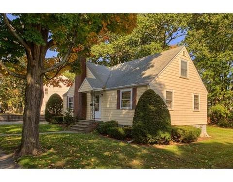 25 Cape Cod Ave, Reading, MA 01867 photo 2