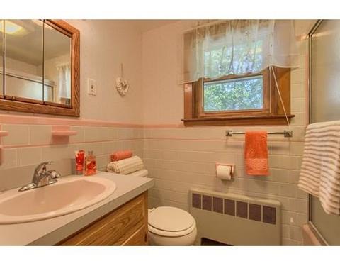 25 Cape Cod Ave, Reading, MA 01867 photo 16