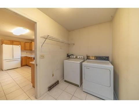 45 Trinity Dr, West Springfield, MA 01089 photo 9