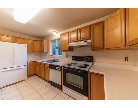 45 Trinity Dr, West Springfield, MA 01089 photo 6