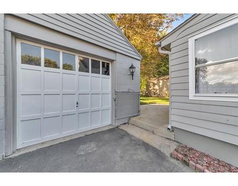 54 Grandview St, Springfield, MA 01118 photo 7