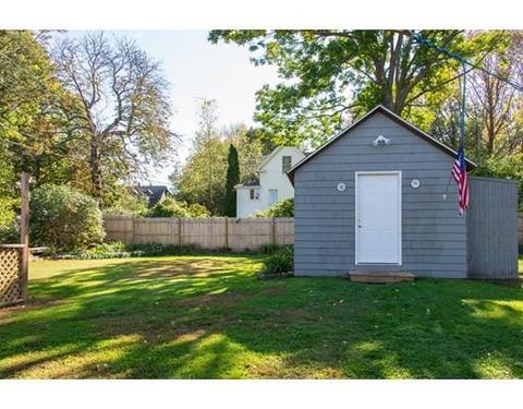 22 Butman Ave, Gloucester, MA 01930 photo 2