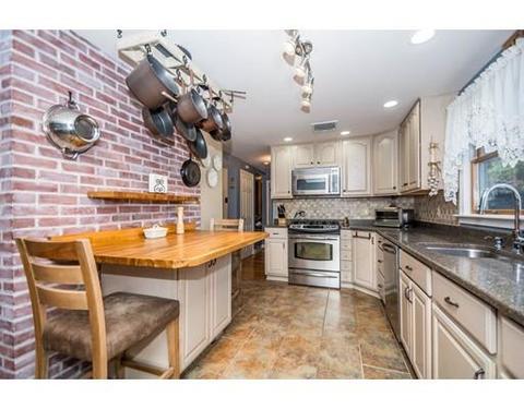 62 Glenmere Cir, Reading, MA 01867 photo 8