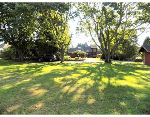 1250 E Main Rd, Middletown, RI 02842 photo 4