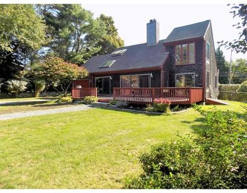 1250 E Main Rd, Middletown, RI 02842 photo 1