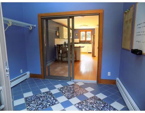 1250 E Main Rd, Middletown, RI 02842 photo 7