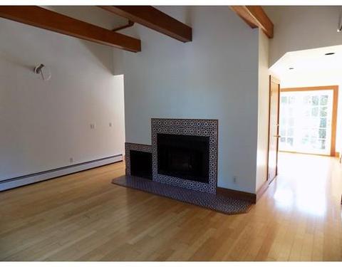1250 E Main Rd, Middletown, RI 02842 photo 6