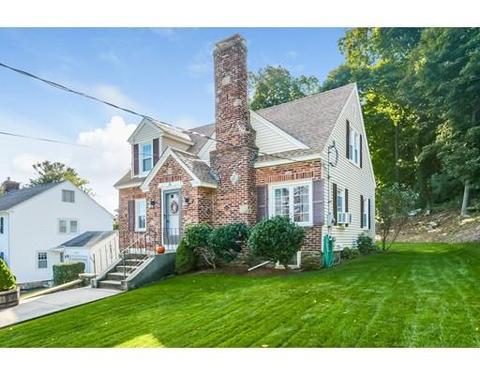 13 Zenith Dr, Worcester, MA 01602 photo 2