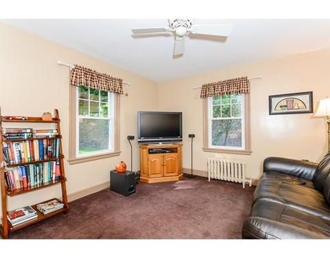 13 Zenith Dr, Worcester, MA 01602 photo 12