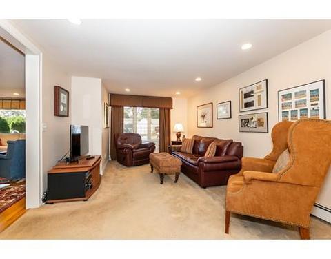 8 Fairfax Rd, Needham, MA 02492 photo 7