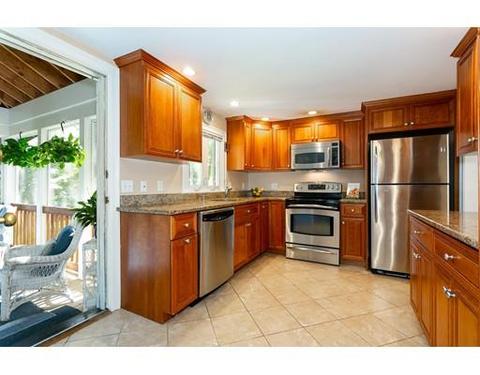 8 Fairfax Rd, Needham, MA 02492 photo 10