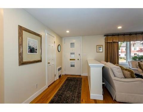 8 Fairfax Rd, Needham, MA 02492 photo 4