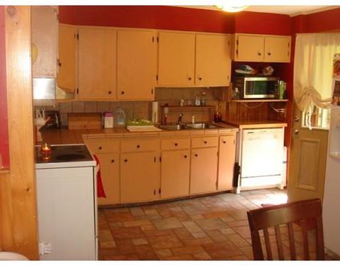 243 Sutton St, Northbridge, MA 01534 photo 2