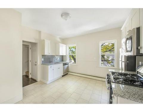40 Elliott St, Beverly, MA 01915 photo 13