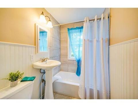 61 Chilson St, Springfield, MA 01118 photo 11