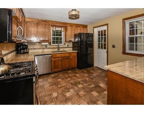 82 Berlin St, Dedham, MA 02026 photo 11