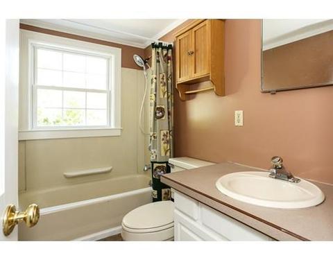130 Raspberry Ln, Barnstable, MA 02648 photo 11