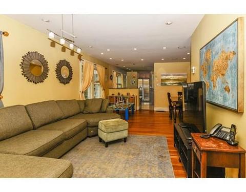 33 Wall St, Canton, MA 02021 photo 3