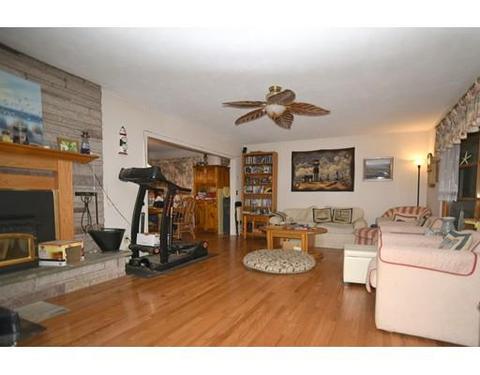 5 Crows Nest Dr, Bourne, MA 02532 photo 2
