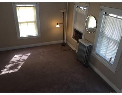 29 Dawes St, Springfield, MA 01109 photo 7