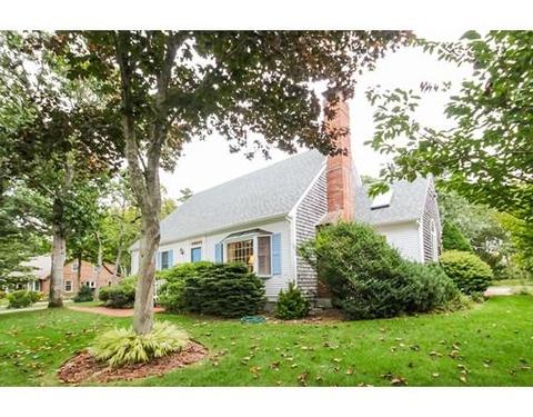 4 Arrowood Dr, Eastham, MA 02642 photo 2