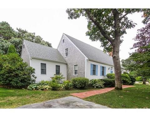 4 Arrowood Dr, Eastham, MA 02642 photo 3