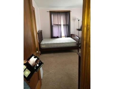 28 Marble St, Worcester, MA 01603 photo 17