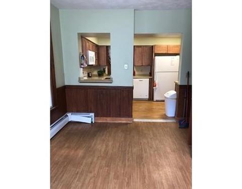 28 Marble St, Worcester, MA 01603 photo 9