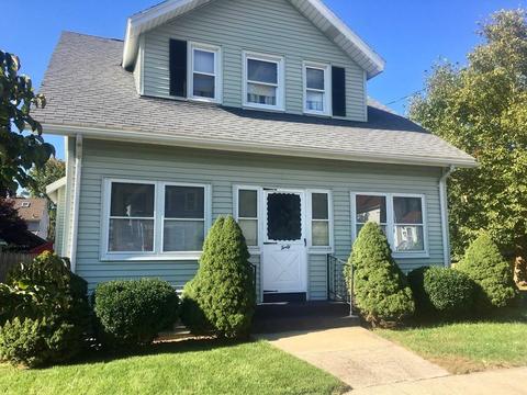 40 Athol St, Springfield, MA 01107 photo 1