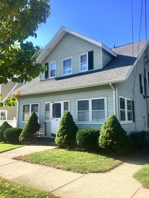 40 Athol St, Springfield, MA 01107 photo 2