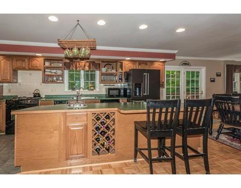 7 Dover Dr, Walpole, MA 02081 photo 9