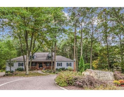 7 Dover Dr, Walpole, MA 02081 photo 3