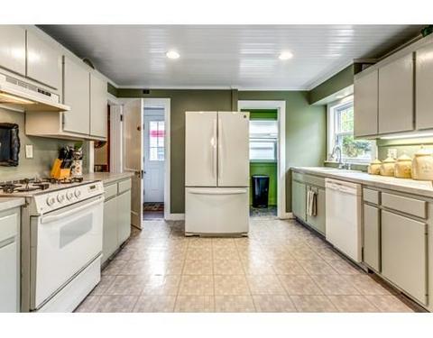 1249 Great Plain Ave, Needham, MA 02492 photo 9