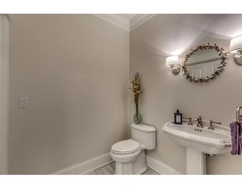 340 Summer Ave, Reading, MA 01867 photo 16