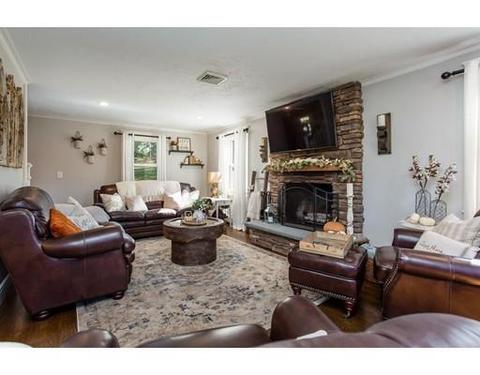 245 S Stone St, West Suffield, CT 06093 photo 9