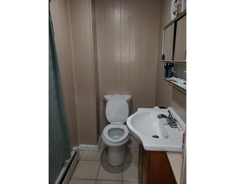 706 Eastern Ave, Fall River, MA 02723 photo 9