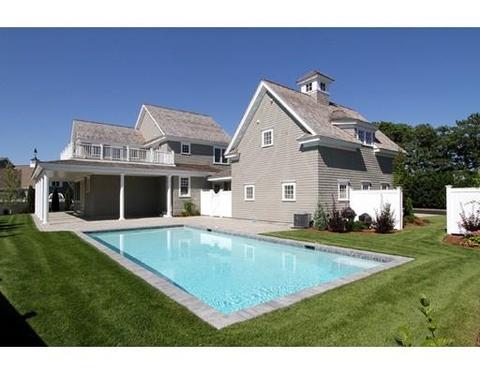 21 Flat Pond Cir, Mashpee, MA 02649 photo 1