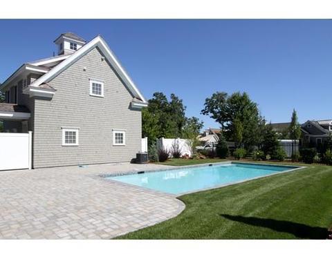 21 Flat Pond Cir, Mashpee, MA 02649 photo 17